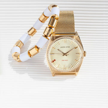 Ruby eight watch with thalassa magnet bracelet in gold plated and white
