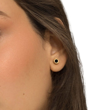 SEACAP BLACK CHIP STUD EARRINGS