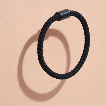 THALASSA BLACK CORD BLACK CHIP MAGNET