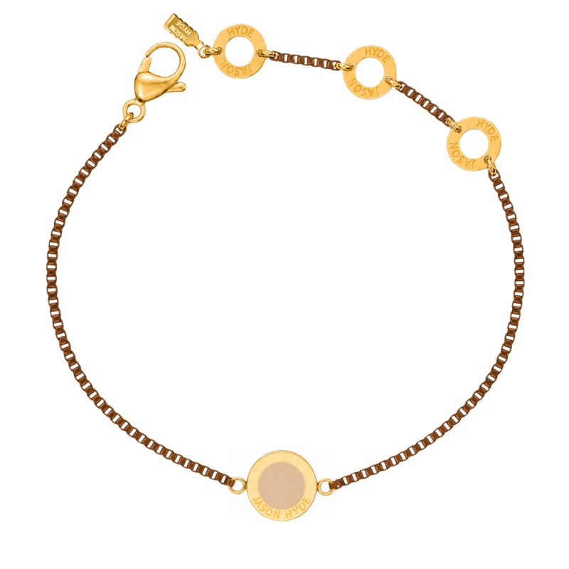 Nutshell chain bracelet with beige circular enamel charm