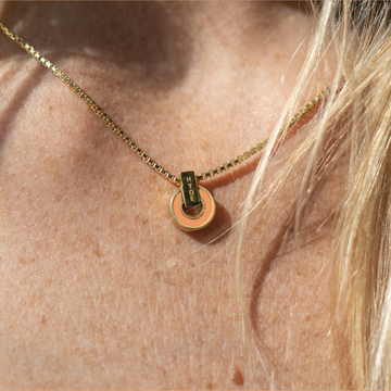 NEREIDA APRICOT CRUSH CHIP NECKLACE