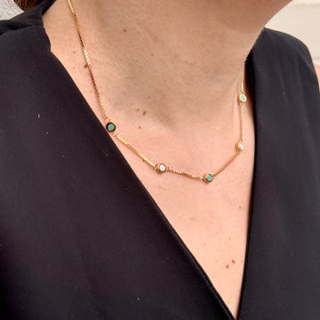 NEW WAVE TURQUOISE AND WHITE 5 CHIPS NECKLACE