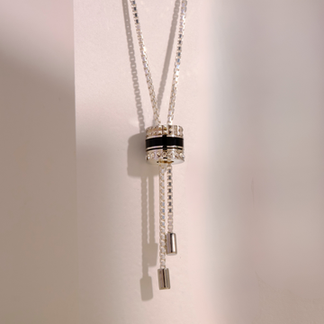 WEWA BOLO TIE TUBE BLACK CHIP WITH ZIRCONIAS NECKLACE