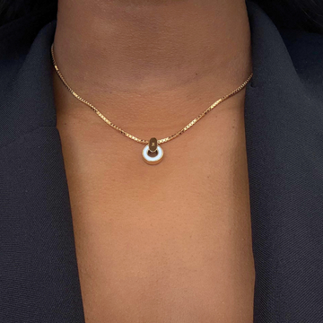 White Nereida Chip Necklace