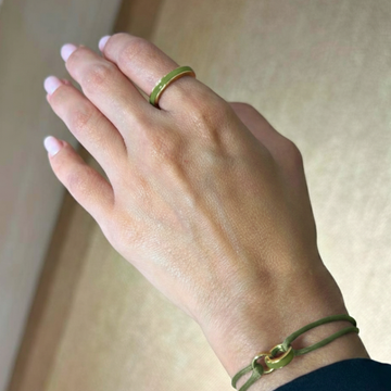 WEWA SINGLE OLIVE GREEN RING