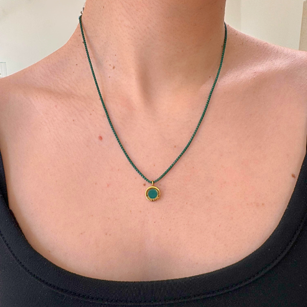 Chic Jason Hyde green necklace