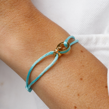 WEWA TURQUOISE CORD TURQUOISE CHIP WITH ZIRCONIA BRACELET