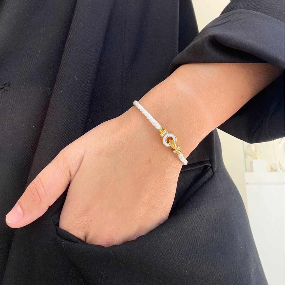 NEREIDA WHITE CORD WHITE CHIP WITH ZIRCONIA BRACELET