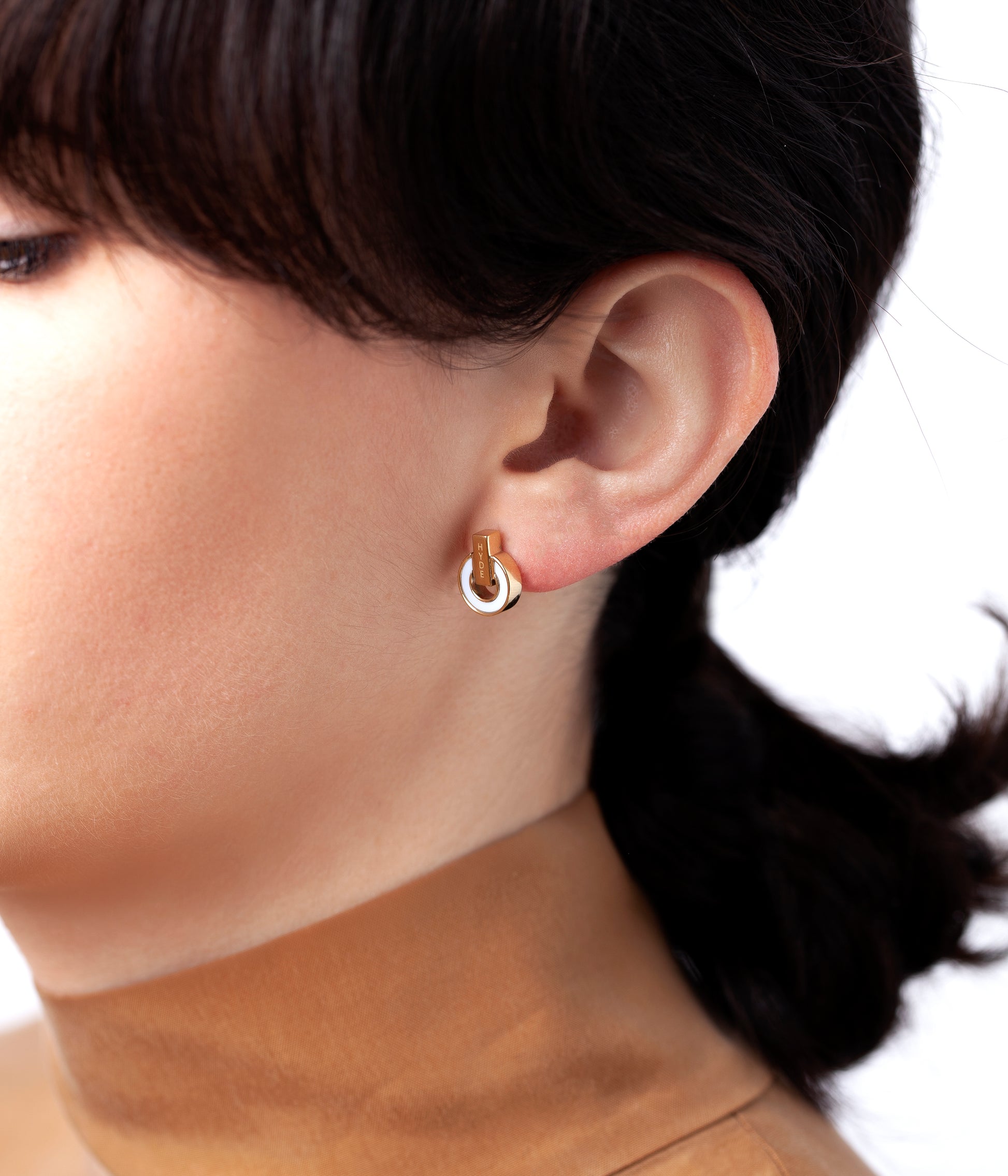 Jason Hyde Nereida White Chip Earrings