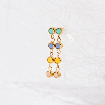 Cascade earring with chips in colors beige, spectra yellow, persian blue and turquoise