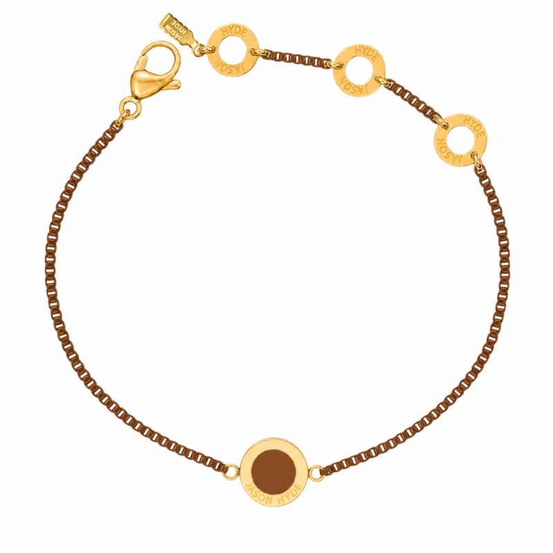 Nutshell chain bracelet with a matching circular enamel charm
