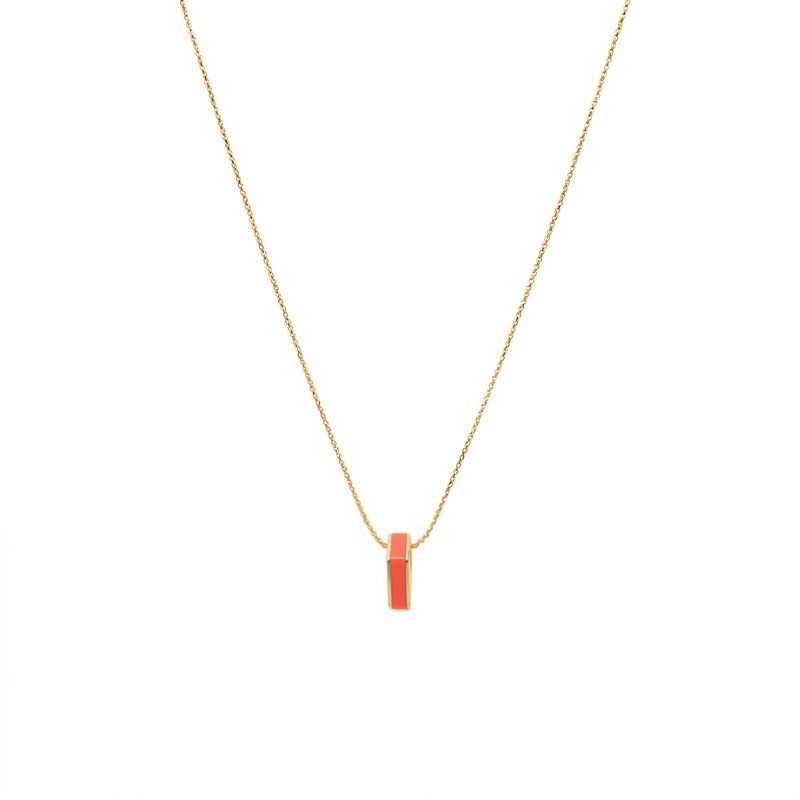 Gold-plated chain necklace with small coral enamel chip
