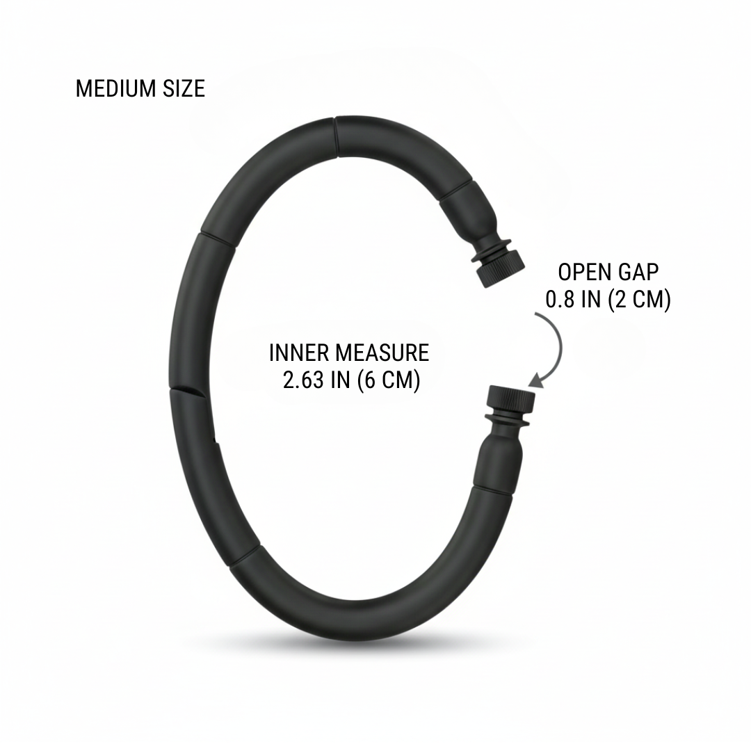 Size guide for a medium black metal cuff bracelet with an inner measure of 2.63 inches and an open gap of 0.8 inches.